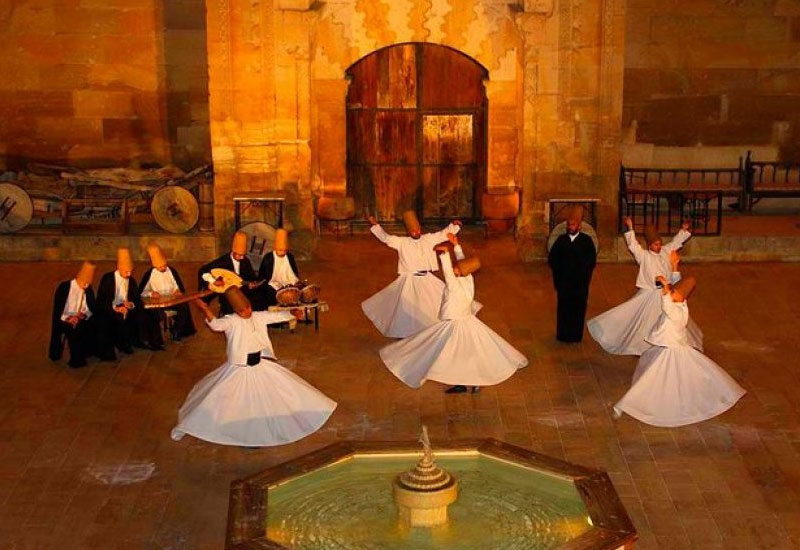 Шоу дервишей в Каппадокии