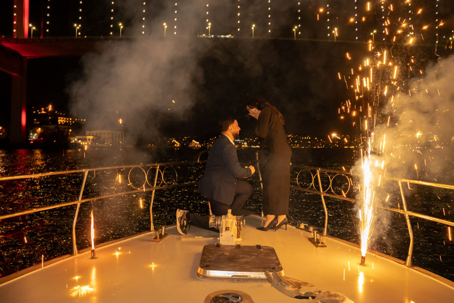 Тур на яхте на закате в Стамбуле